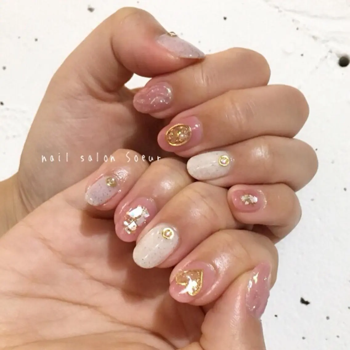 ネイル アートネイル オーロラネイル ジェルネイル ハート ミラーネイル ハンドネイル nail salon Soeurのネイルデザイン