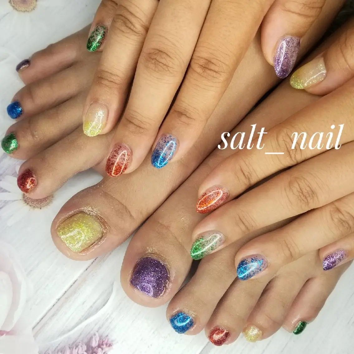 ネイル グラデーション ラメ(グリッター) ラメグラデーション おそろいネイル 個人サロン saltnailのネイルデザイン
