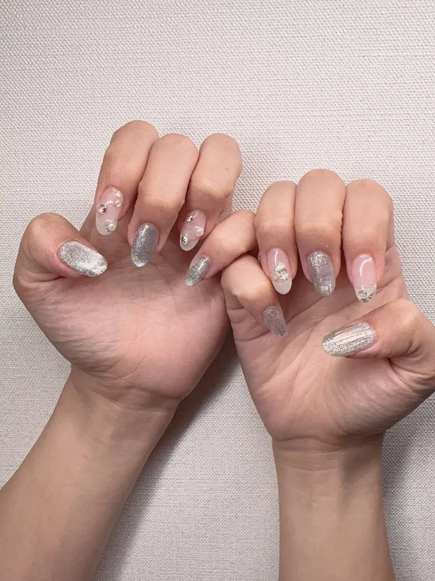 ハンドネイル(アート10本込み)他店オフ込みの写真
