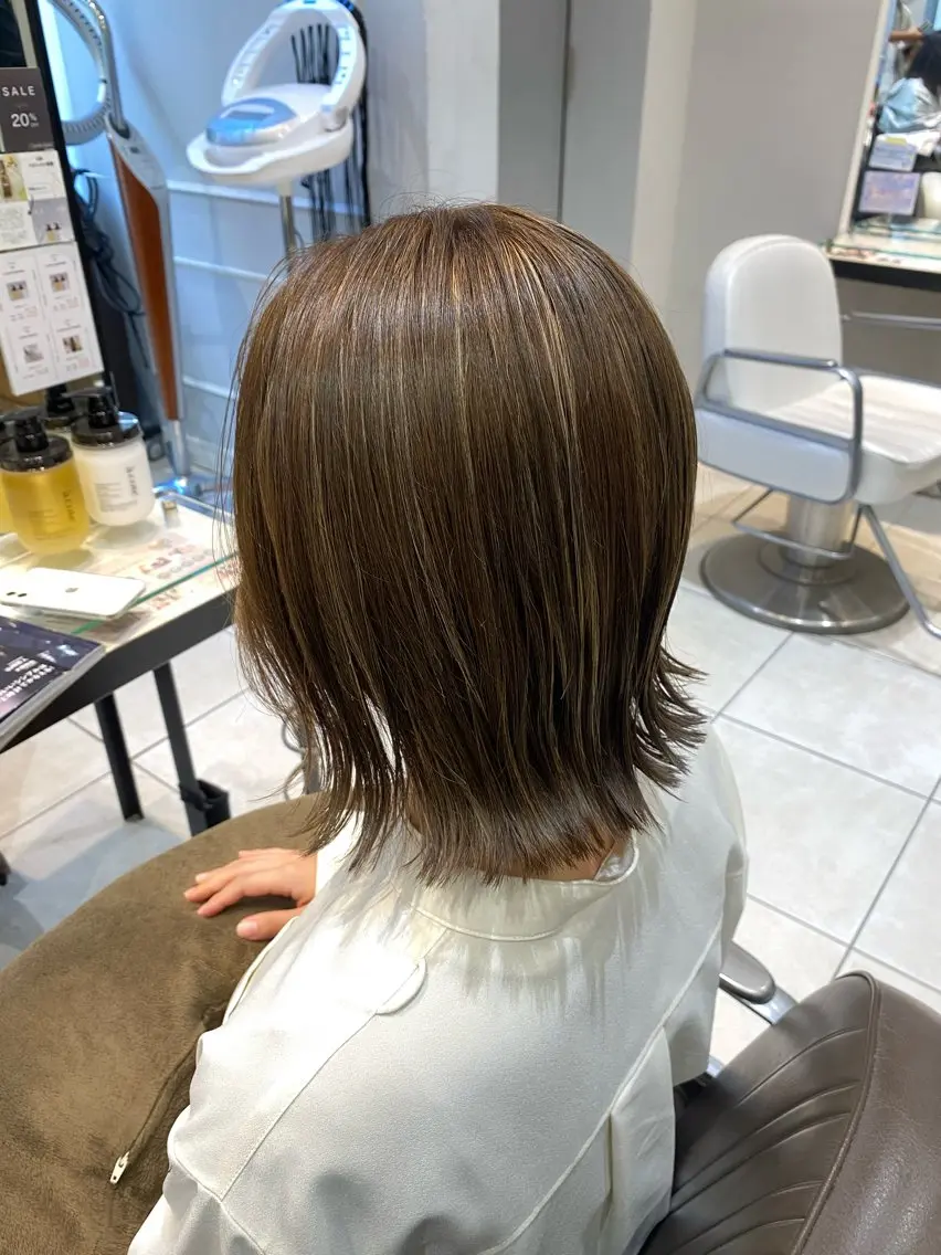 ショート ボブ くびれヘア 外ハネヘア 韓国ヘア🍒渡辺 咲🍒のヘアスタイル