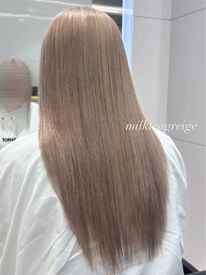 カラー ブリーチ リコ🪐レイヤー モデル募集のヘアスタイル