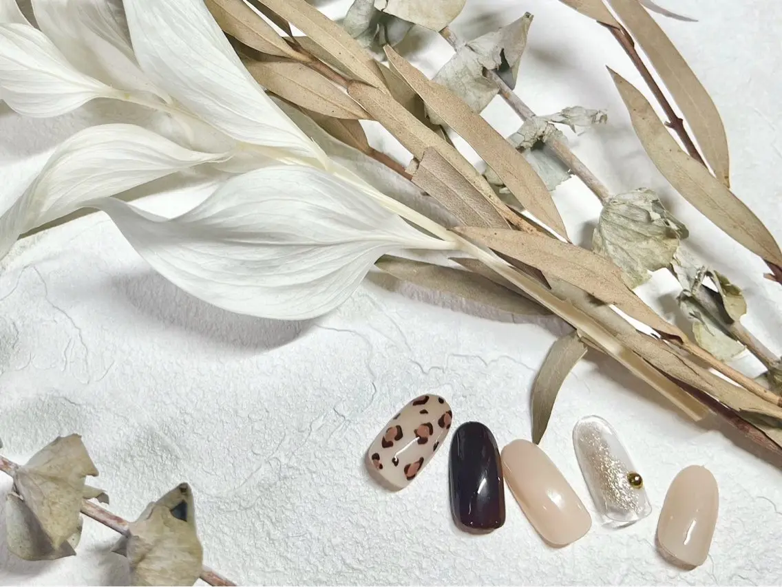 ネイル フットネイル ジェルネイル キラキラネイル メンズネイル パラジェル ハンドネイル kiki nail たまプラーザのネイルデザイン
