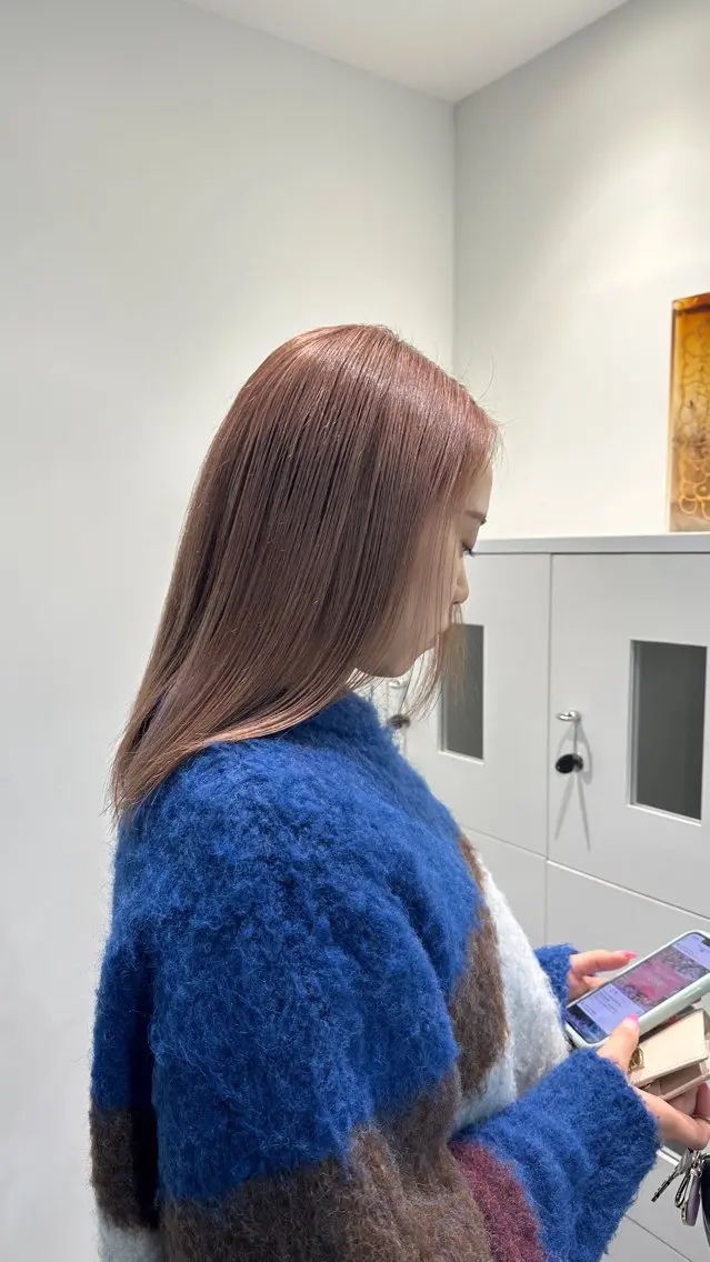 ミディアム カラー ヘアカラー 西野 未桜のヘアスタイル