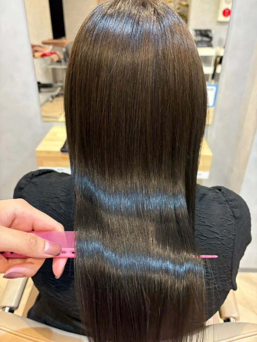 ロング 秋元 聖那のヘアスタイル
