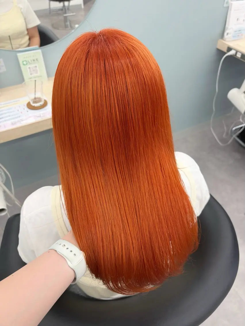 ミディアム カラー オレンジ カット ヘアカラー トリートメント レイヤー/髪質改善 🫧小町 紗耶華のヘアスタイル
