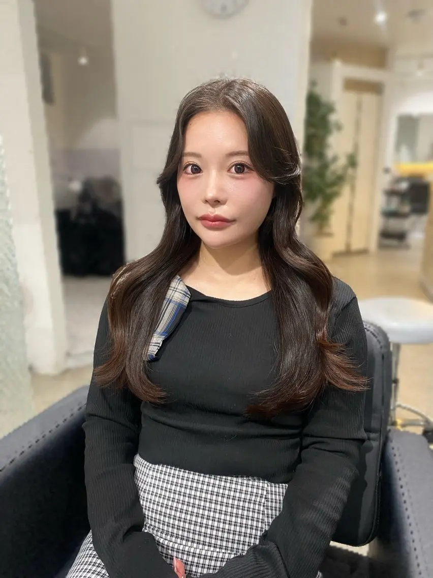 ロング カット ヘアカラー トリートメント RISAKO レイヤーカット🎀のヘアスタイル