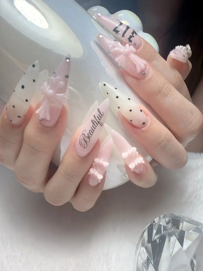 ネイル 韓国ネイル ワンホンネイル Lina  nail beautyのネイルデザイン