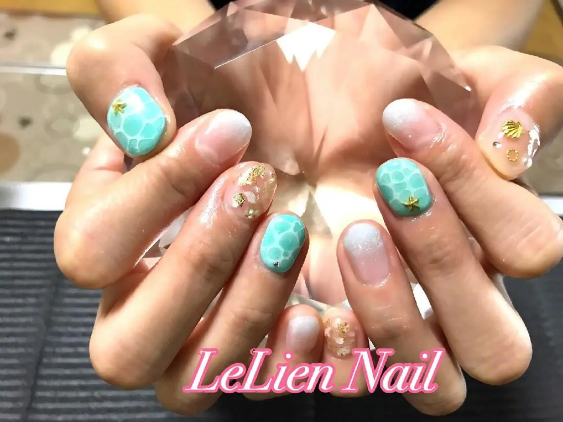 ネイル グラデーション モチの良さ◉ フィルインネイル♡のネイルデザイン