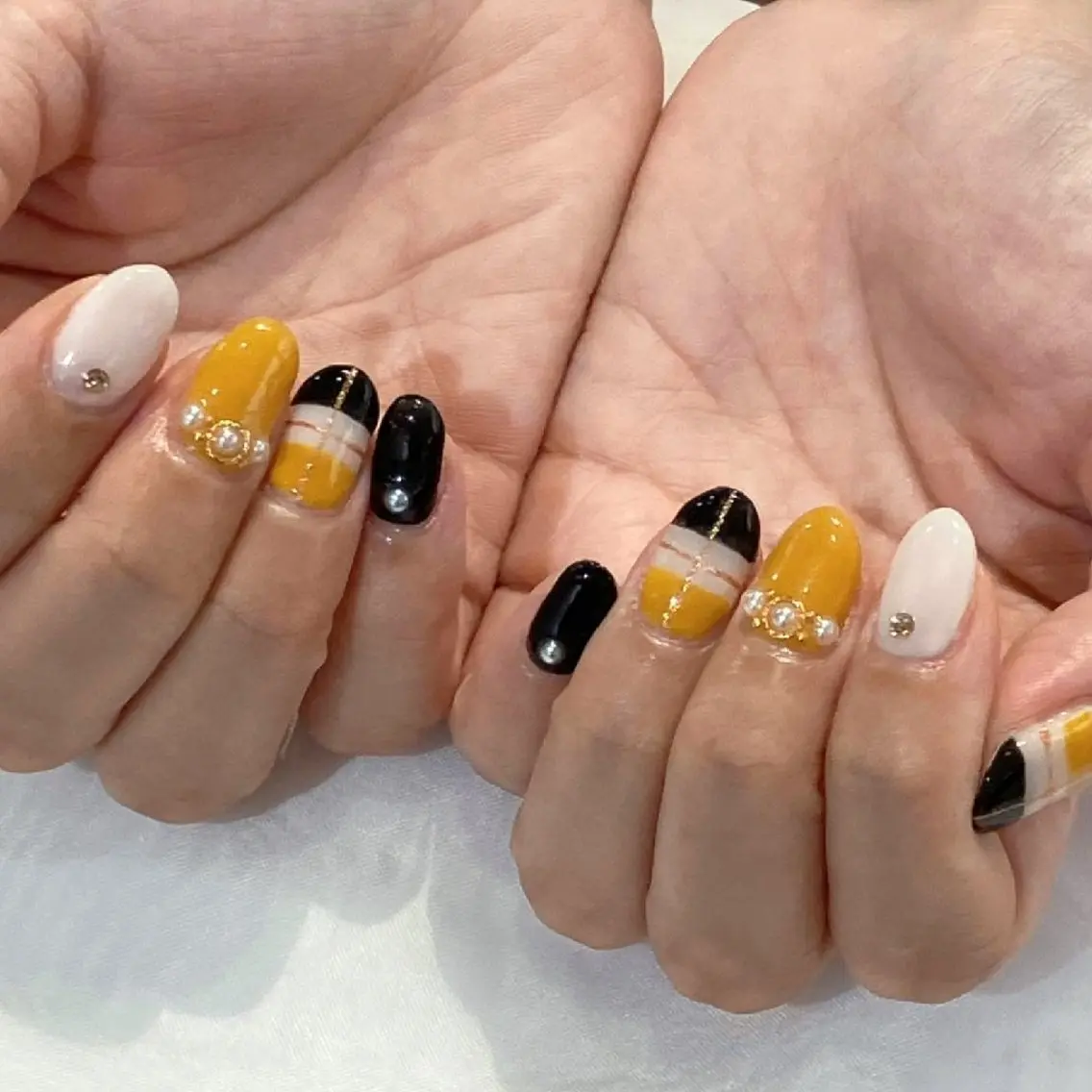 ネイル ハンドネイル felicita fumi🩷のネイルデザイン