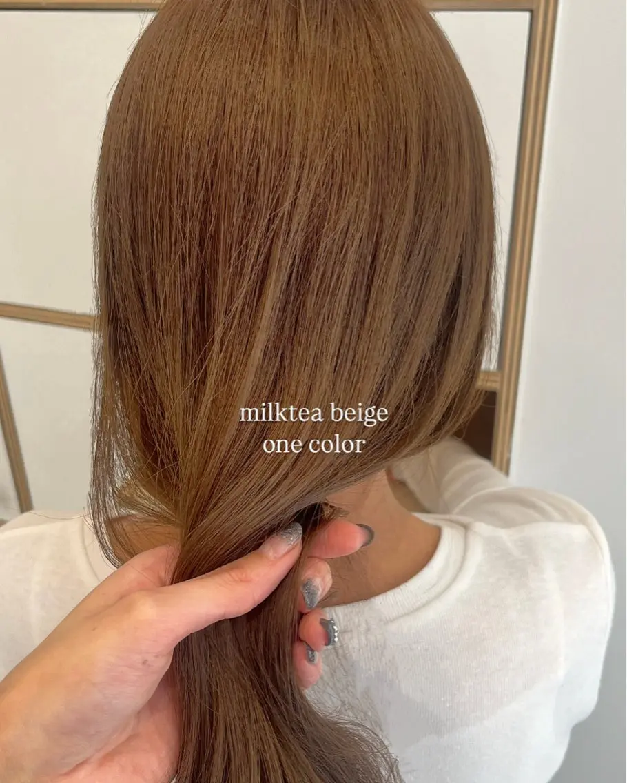ロング カラー ヘアカラー 山口 愛結のヘアスタイル