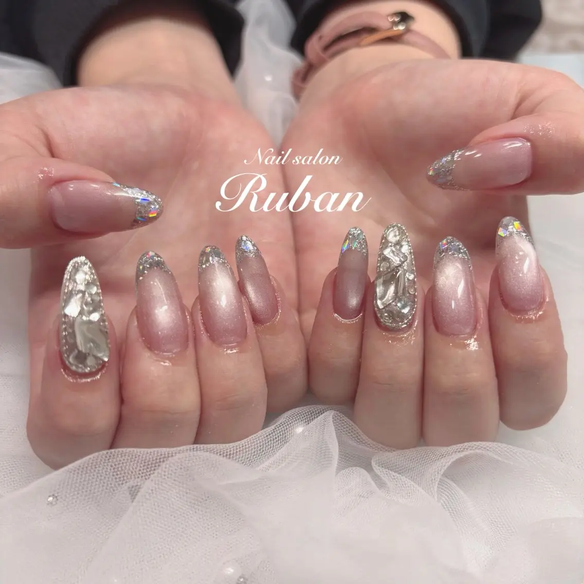 ネイル アートネイル フレンチネイル ガラスフレンチ マグネットネイル 持ち込み Nail salon Rubanのネイルデザイン