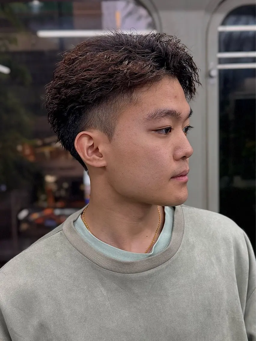 ショート ショートヘア 豊崎 佑輔のヘアスタイル