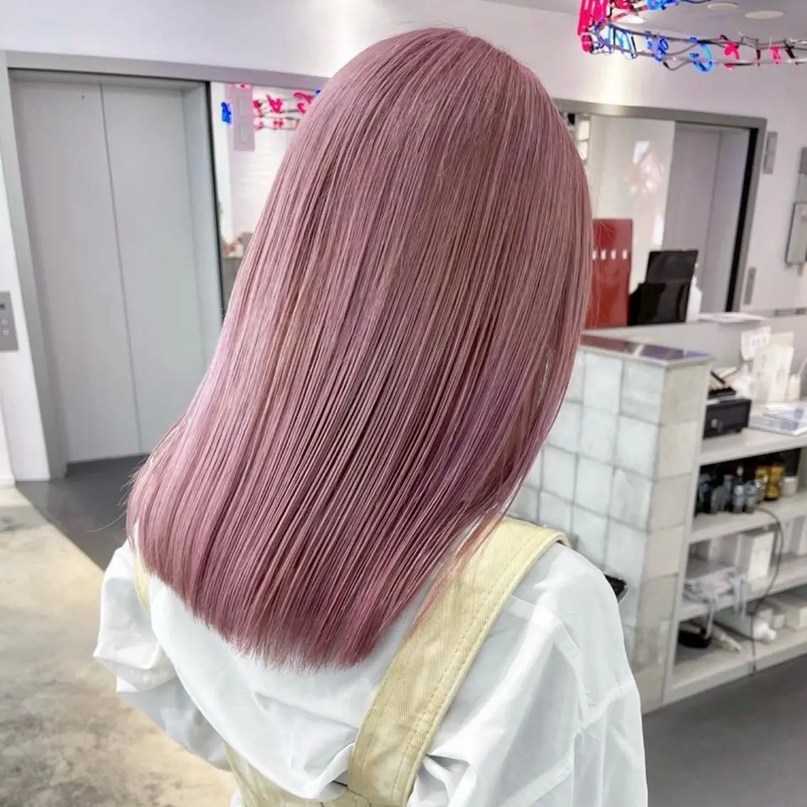 ミディアム カラー ヘアカラー 🕊️カズヤ/ ハイトーン🕊️のヘアスタイル