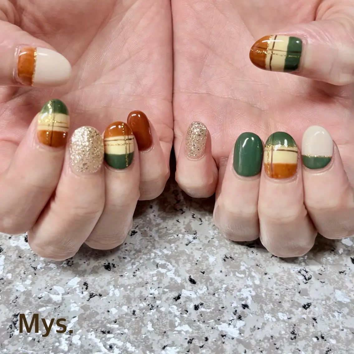 ネイル ハンドネイル Mys. 三上紗紀のネイルデザイン