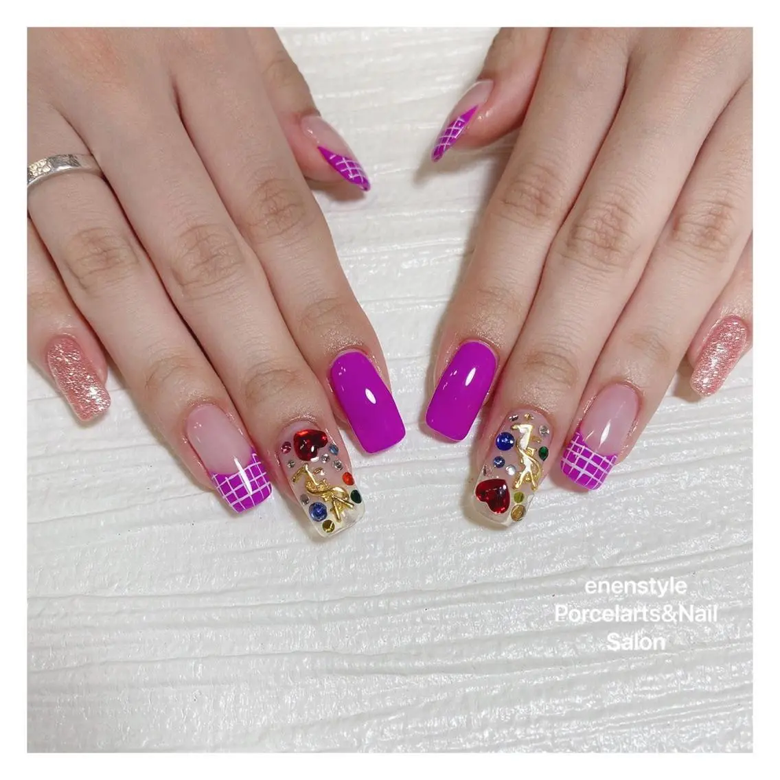 セミロング ネイル ハンドネイル 🐾enen style 🐾のネイルデザイン