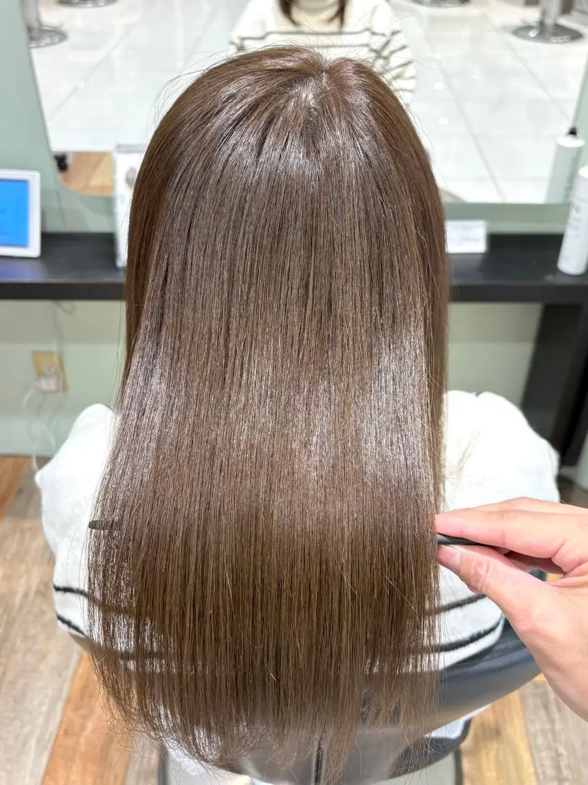 ミディアム カラー ヘアカラー 駒野 晃のヘアスタイル
