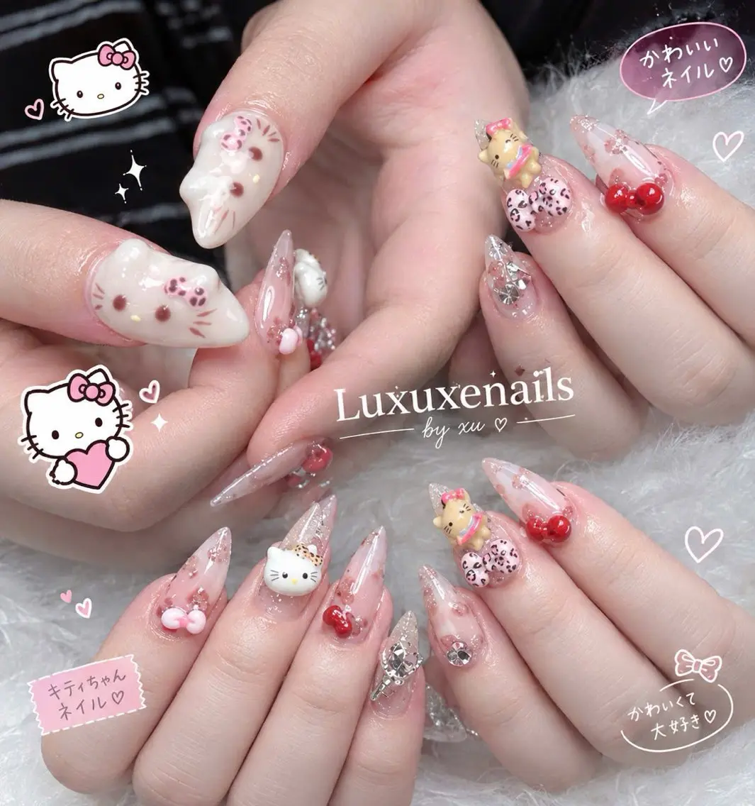 ネイル おそろいネイル LE LUXE NAILSのネイルデザイン