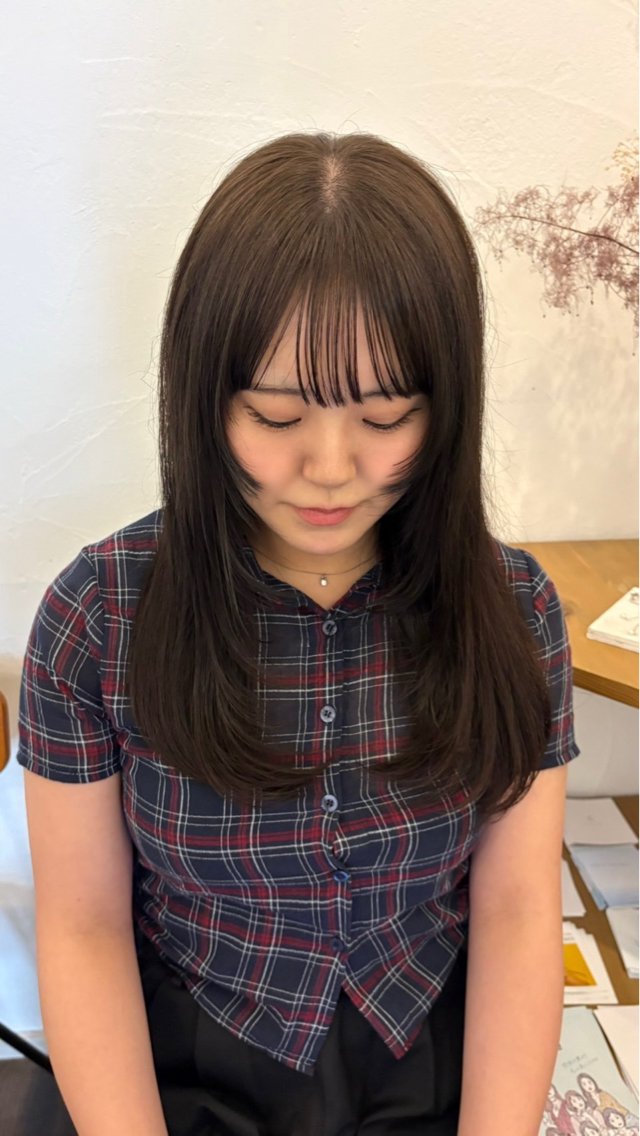 ロング カラー ブラウンカラー 透明感カラー 顔まわりレイヤー 顔周りカット レイヤーカット ヘアカラー 松波 茉央のヘアスタイル