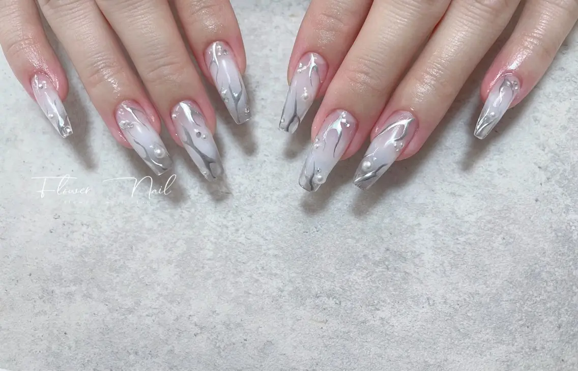 ネイル Flower nailのネイルデザイン