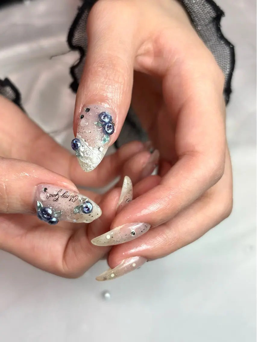 ネイル ブルー ハンドネイル S. YUIのネイルデザイン