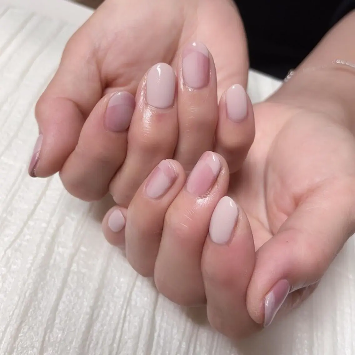 ネイル フレンチネイル オンブレフレンチ ハンドネイル N Kaoriのネイルデザイン