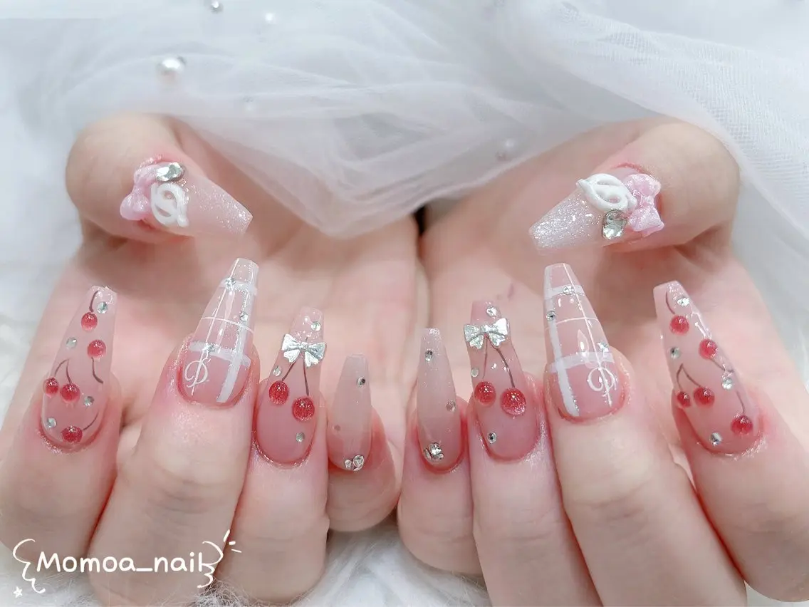 ネイル 成人式 ロングネイル マグネットネイル 大理石ネイル(マーブル) 持ち込み ハンドネイル MoMoA Nail ネイル長さ出し専門店のネイルデザイン