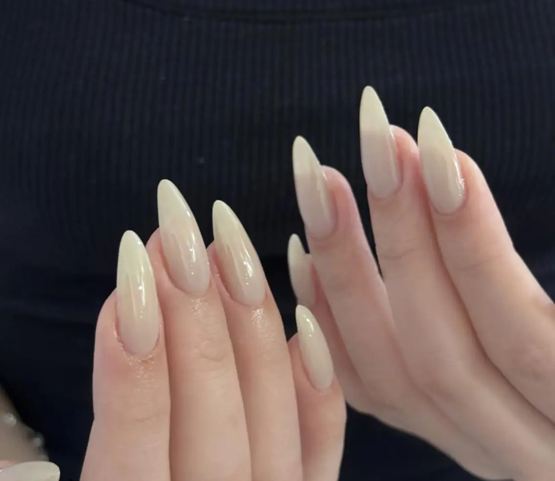 ネイル ハンドネイル 🎀 NaNa_nailのネイルデザイン