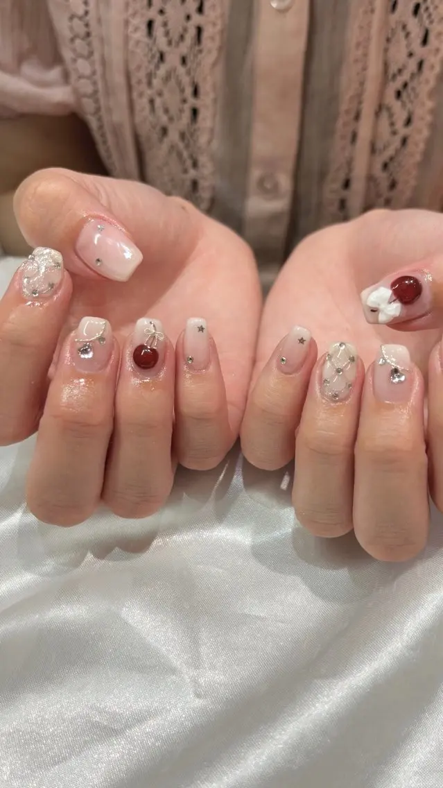 ネイル チークネイル フットネイル フレンチネイル ガーリー グラデーション ハンドネイル emmi nailのネイルデザイン