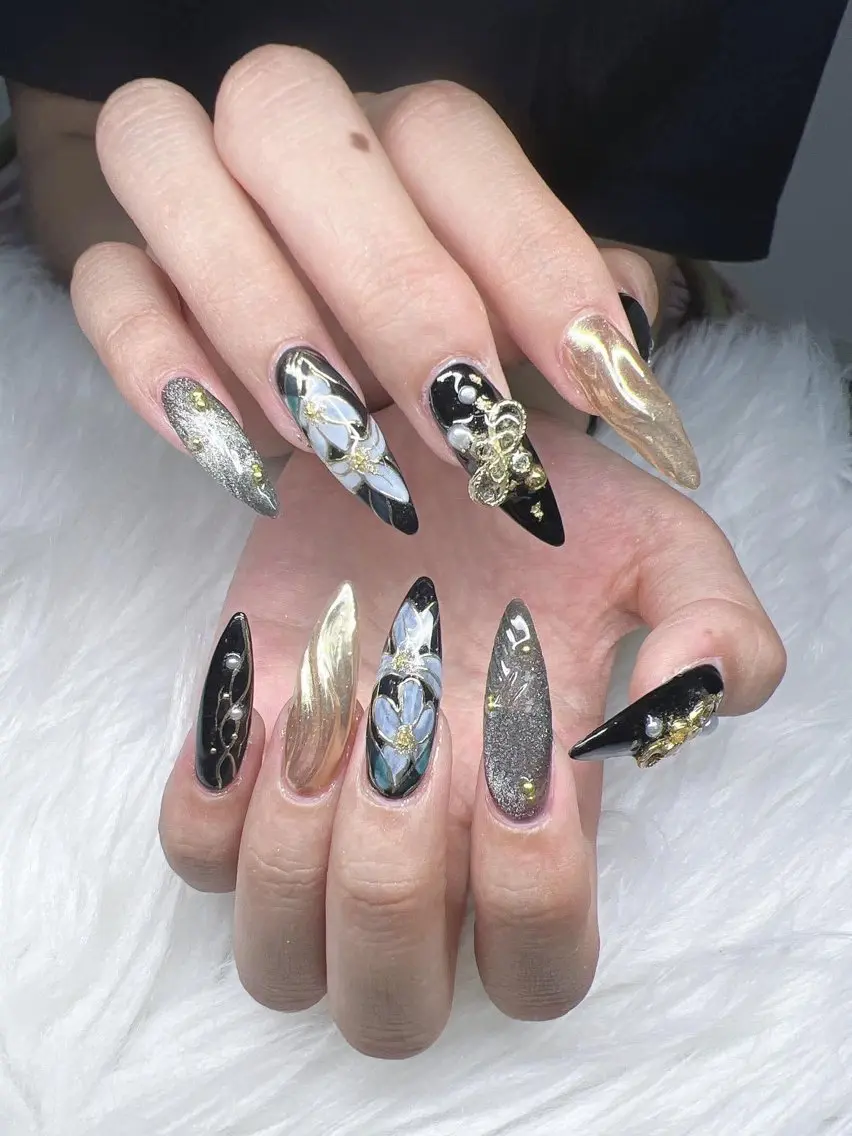 ネイル 長さ出し グラデーション 卒業式 キラキラネイル マグネットネイル ハンドネイル Lee Nailsのネイルデザイン