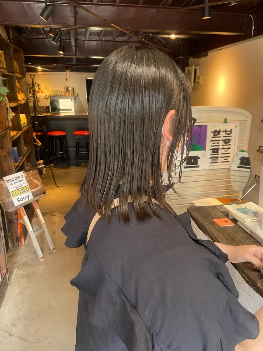 ミディアム カラー カット トリートメント 吉川 愛美李のヘアスタイル