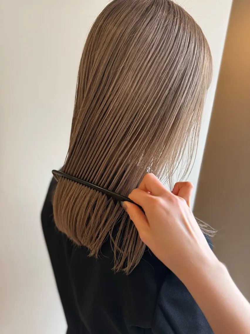 ロング 💛🤍U too e’s /店長🧸のヘアスタイル
