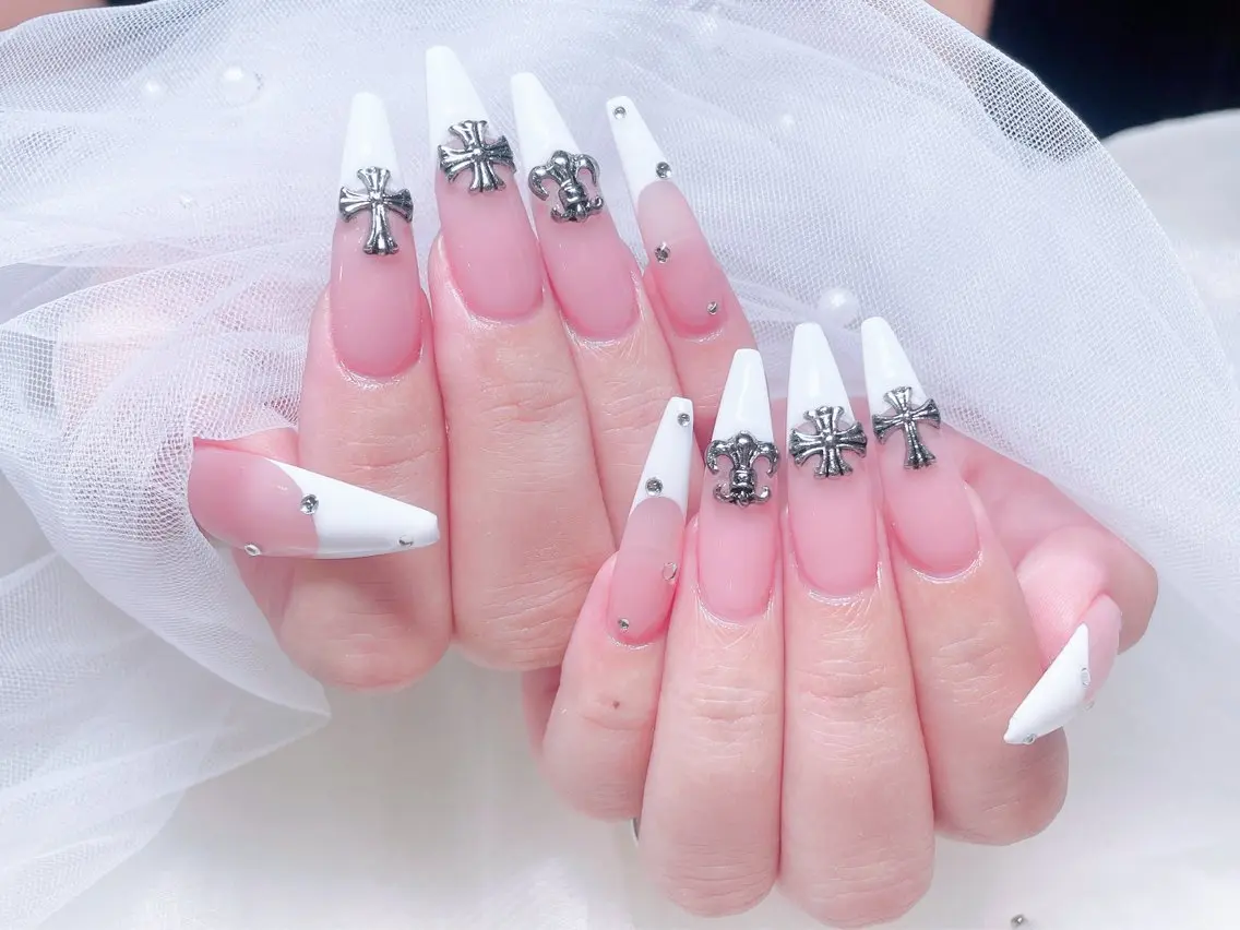 ネイル ハンドネイル LuLu ネイルサロンのネイルデザイン