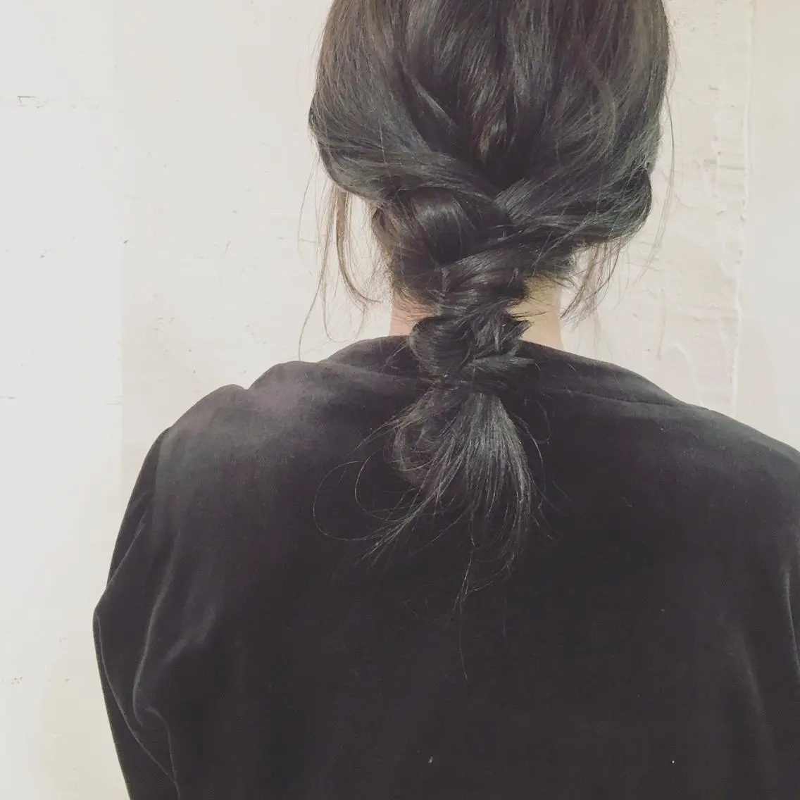 ミディアム セミロング カラー ヘアアレンジ オリーブカラー yuki watanabeのヘアスタイル