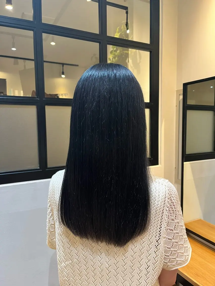 ロング カラー ブリーチ パープルカラー ヘアカラー トリートメント Rika🎀美髪矯正 /透明感カラー🫧のヘアスタイル