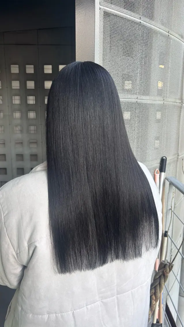 【伸ばし途中の方に✨️】揃えるだけカット+髪質改善トリートメント(AujuaTr)の写真