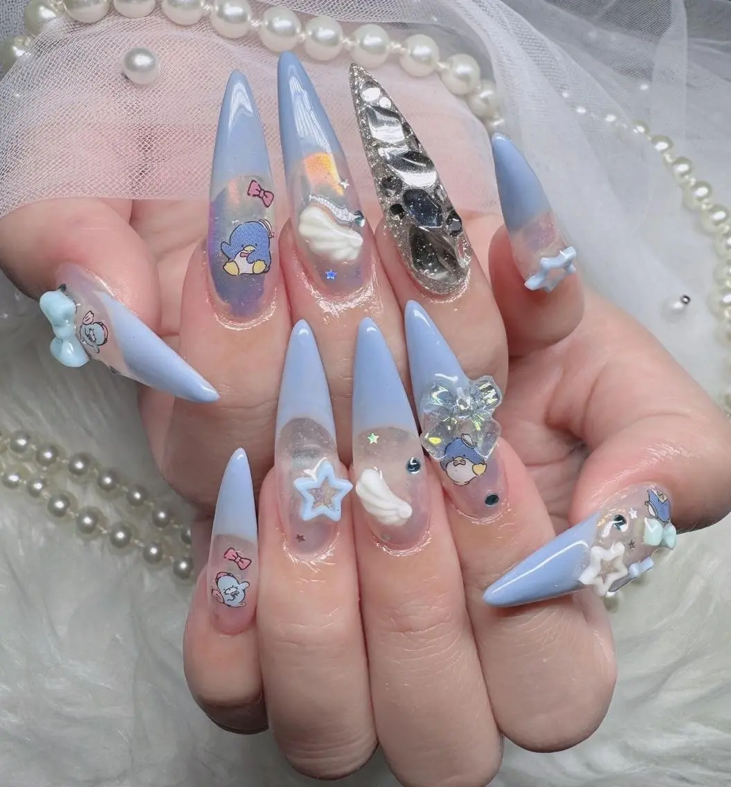ネイル オーロラネイル フレンチネイル ジェルネイル ハロウィン キラキラネイル ハンドネイル Hbaby nailのネイルデザイン