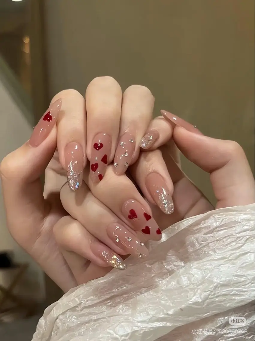 ネイル ハート 韓国ネイル ラメ(グリッター) 赤色 Yoxie Nailのネイルデザイン