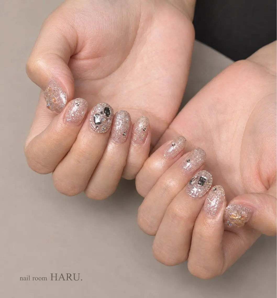 ネイル nailroom HARU.のネイルデザイン