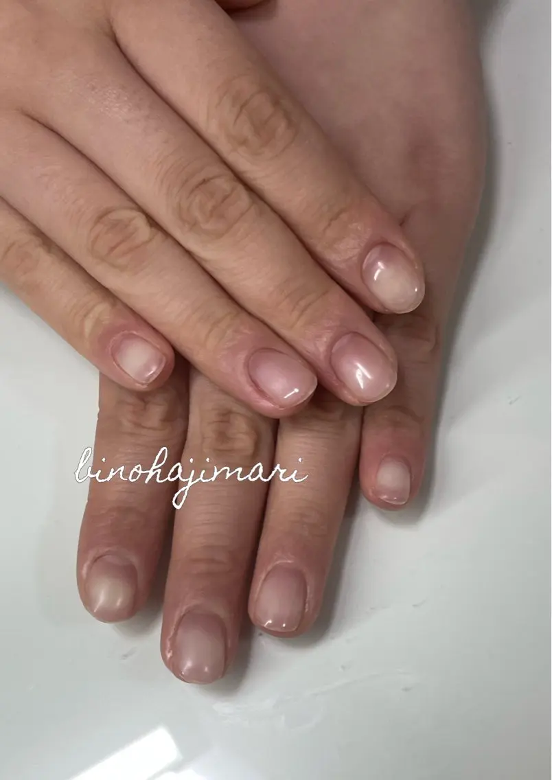 ネイル アートネイル フラッシュネイル ジェルネイル ラメ(グリッター) シルバー ♡Bivi♡自爪に 優しいネイルサロンのネイルデザイン