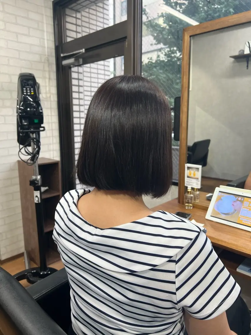 ショート カラー ブラウンカラー 透明感カラー カット ヘアカラー レ ナのヘアスタイル