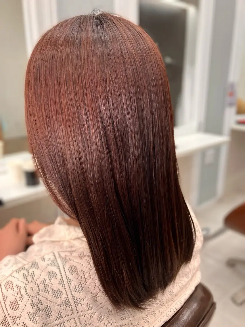 セミロング ヘアカラー 🫧艶カラー osawa🐳🫧のヘアスタイル