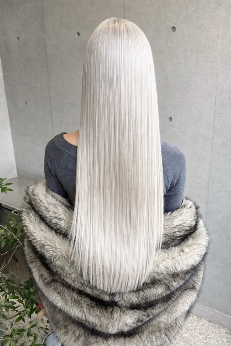 ロング カラー ブリーチ ダブルカラー ハイトーンカラー イルミナカラー ブリーチなしカラー ヘアカラー トリートメント 表参道/透明感カラー 韓国ヘア長田雄希のヘアスタイル