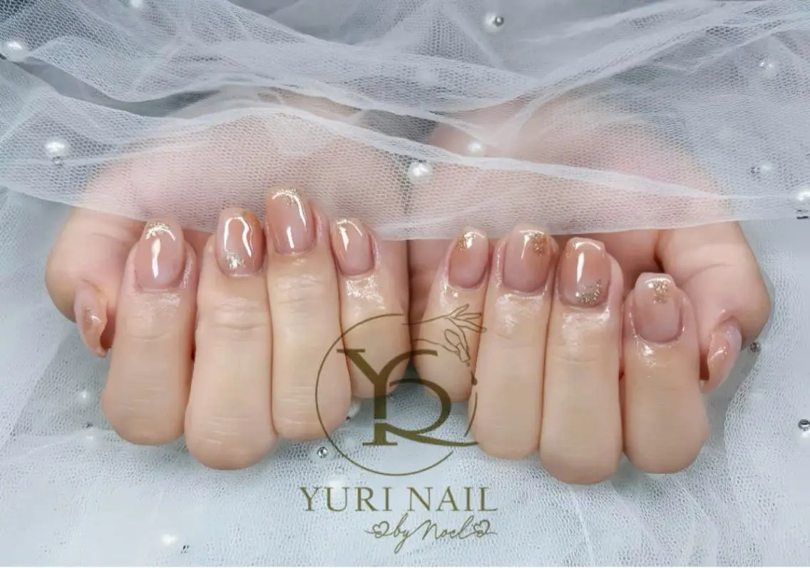 ネイル チークネイル フットネイル グラデーション 韓国ネイル 持ち込み ハンドネイル フットネイル ハンドケア YURI Nail NARITAのネイルデザイン