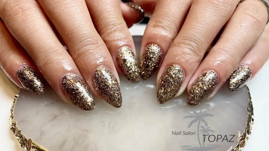 ネイル ワンカラーネイル TOPAZ Ayumiのネイルデザイン