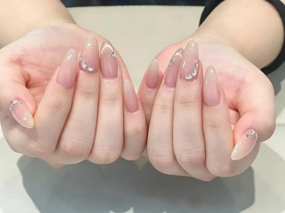 ネイル ハンドネイル CHERIR AKIのネイルデザイン