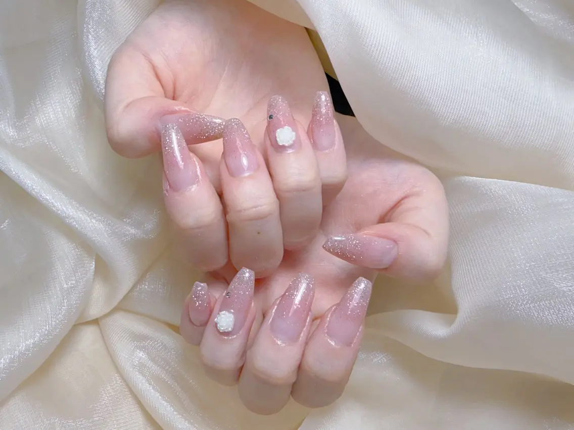 ネイル チークネイル 長さ出し フレンチネイル ジェルネイル 韓国ネイル ハンドネイル Lucky Nail Salonのネイルデザイン