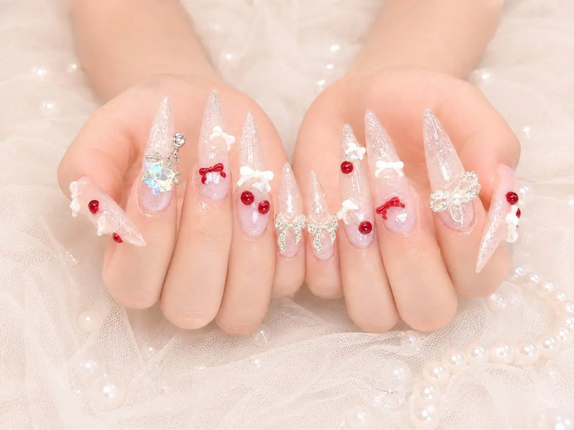 ネイル 長さ出し ジェルネイル キラキラネイル 韓国ネイル ロングネイル ハンドネイル ハンドケア min nail salonのネイルデザイン