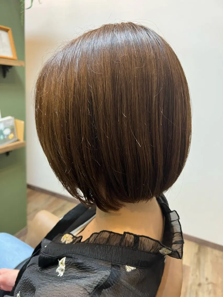 ショート ボブ 津川 舞のヘアスタイル