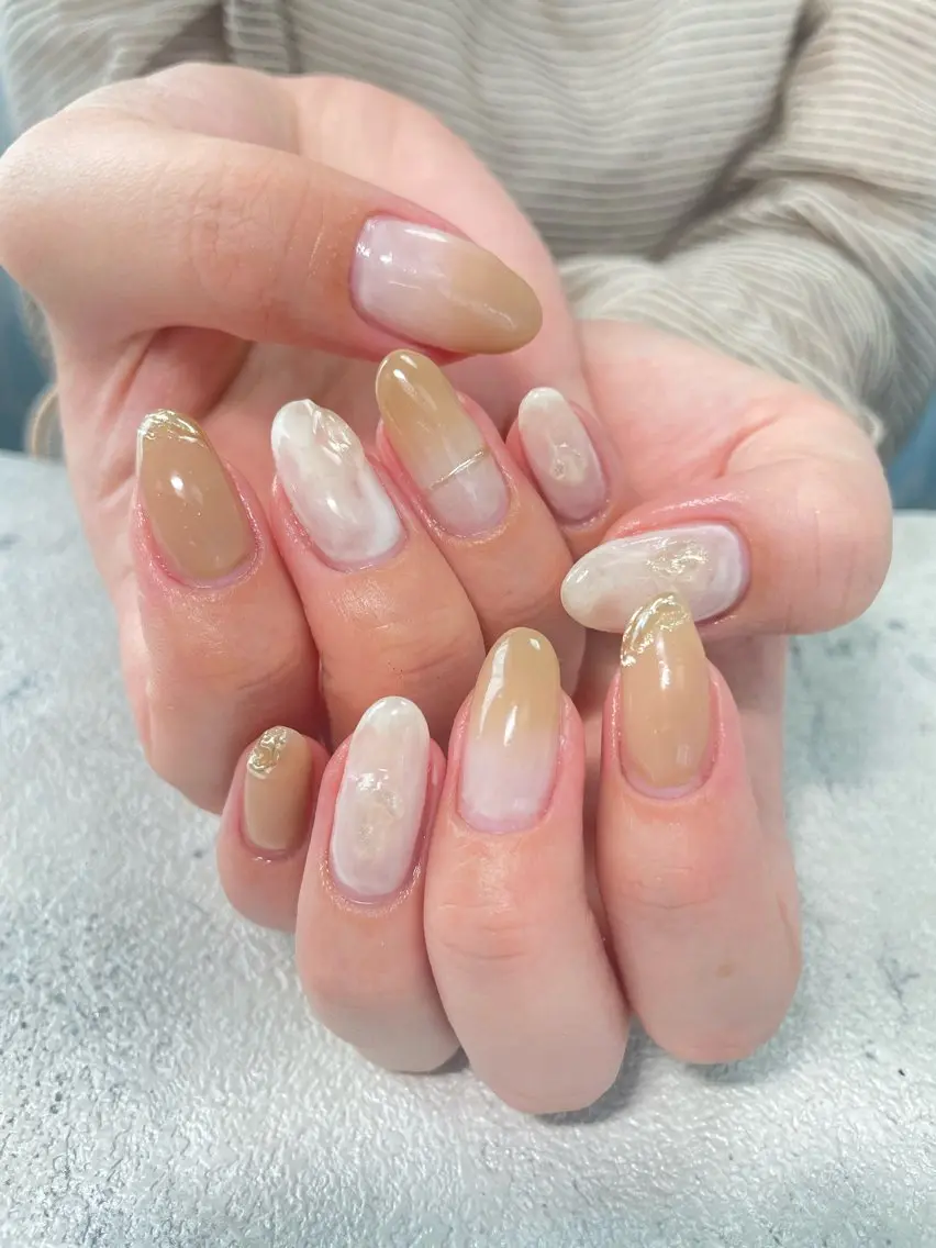 ネイル ニュアンスネイル はるひな ねいるのネイルデザイン
