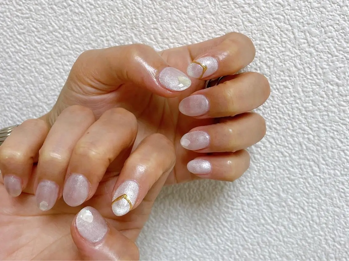 ネイル オーロラネイル フラワーネイル フットネイル フレンチネイル ジェルネイル ハンドネイル mogunail &blowのネイルデザイン